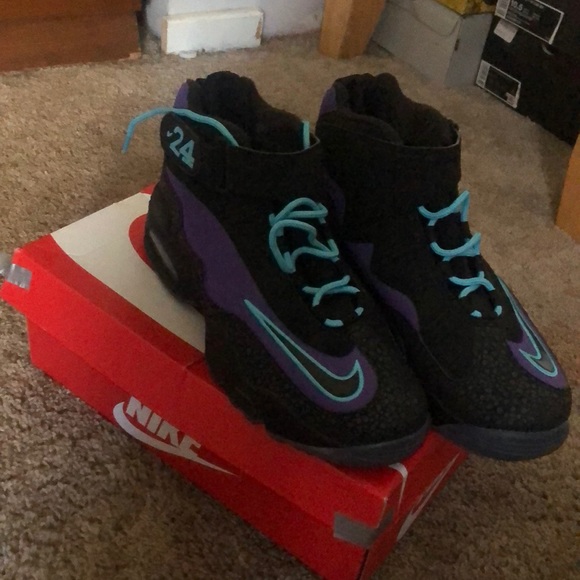 nike air griffey max 1 purple venom